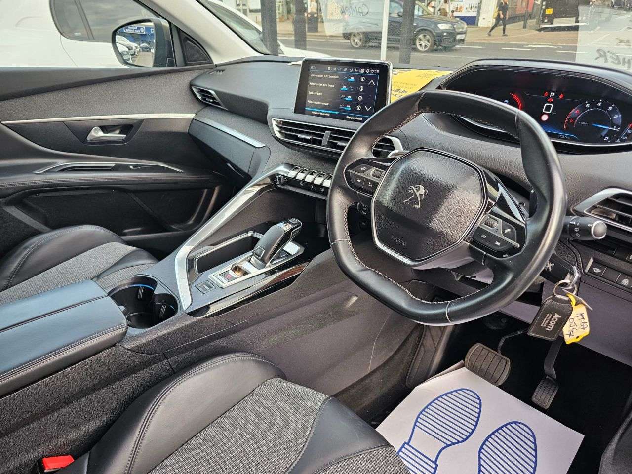 2018 PEUGEOT 3008 2018 PEUGEOT 3008