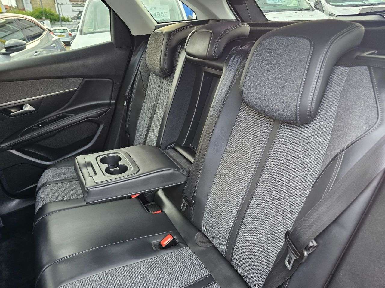 2018 PEUGEOT 3008 2018 PEUGEOT 3008