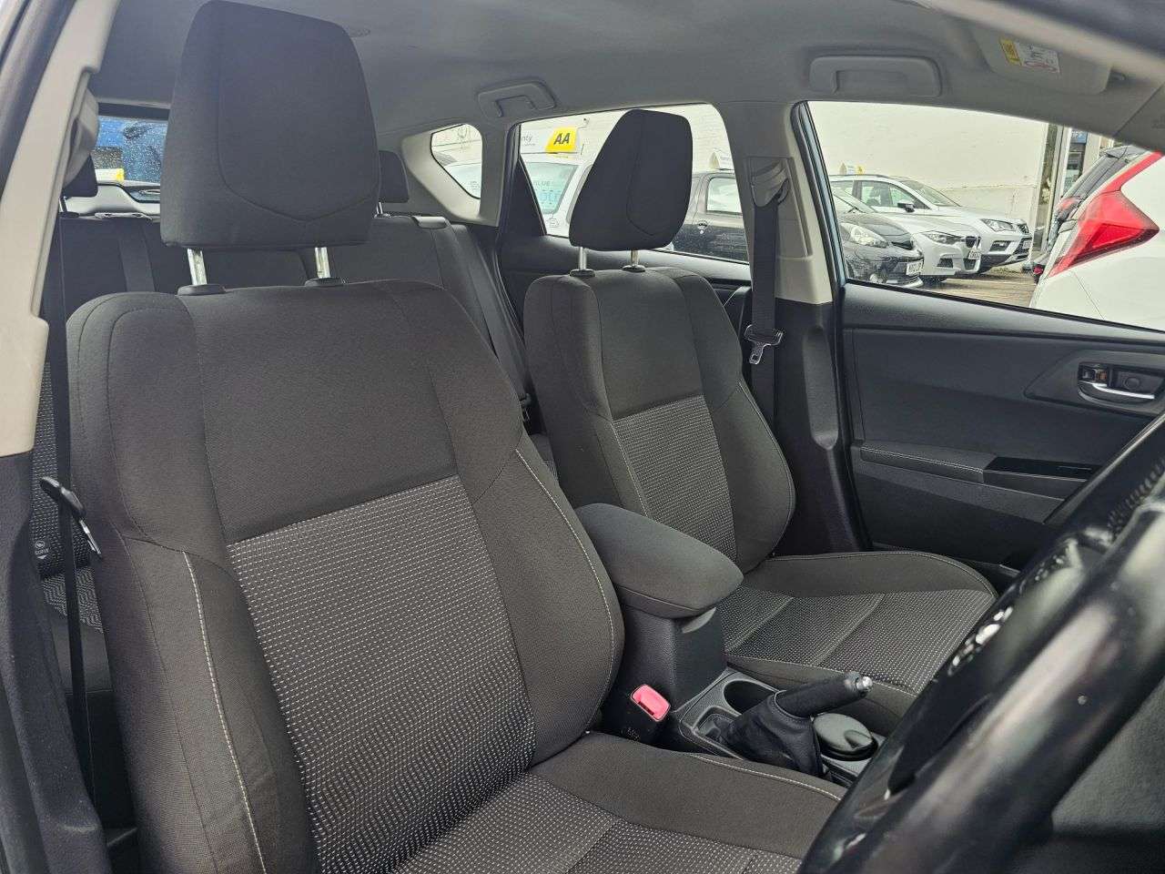 2013 TOYOTA AURIS 2013 TOYOTA AURIS