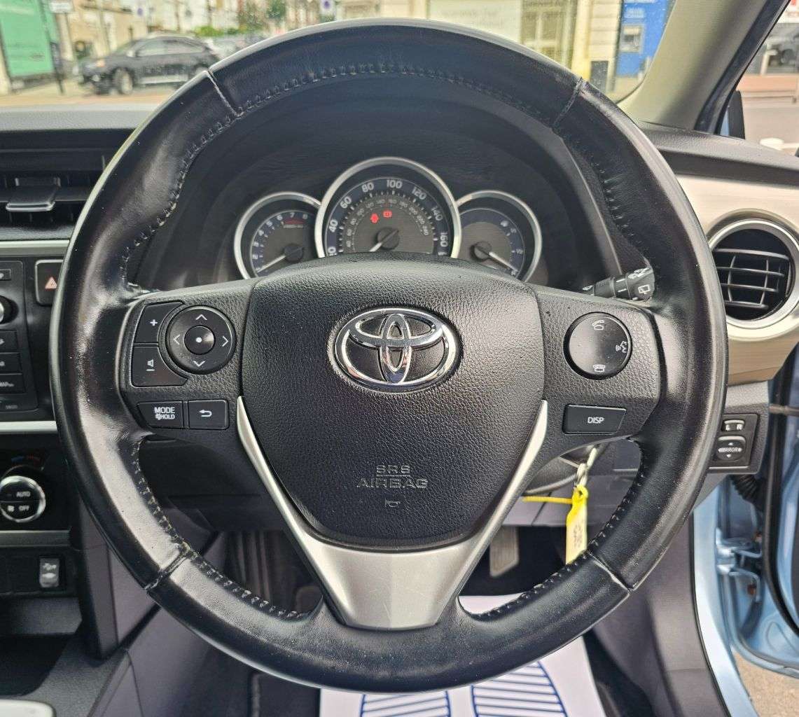2013 TOYOTA AURIS 2013 TOYOTA AURIS
