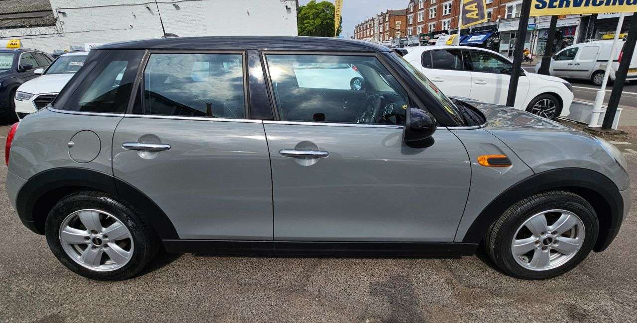 2017 MINI HATCH 2017 MINI HATCH