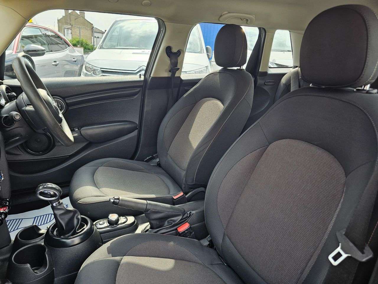 2017 MINI HATCH 2017 MINI HATCH