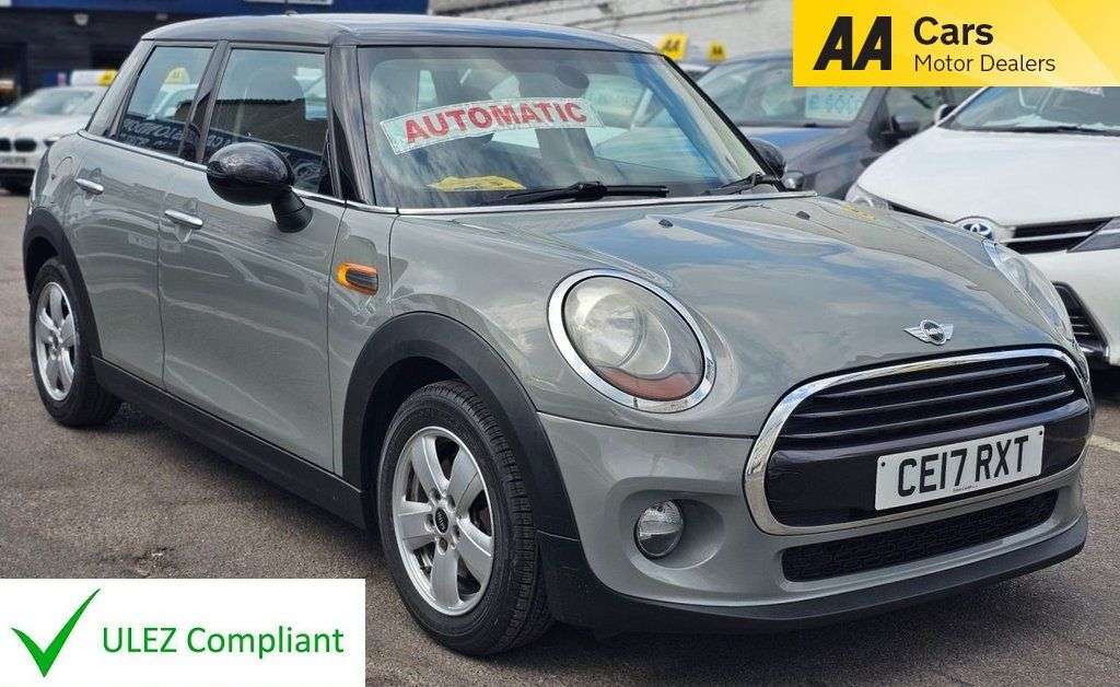 A 2017 MINI HATCH AUTOMATIC 1.5 Cooper Hatchback 5dr Petrol Auto Euro 6 (s/s) (136 ps) MOT 28 A 2017 MINI HATCH AUTOMATIC 1.5 Cooper Hatchback 5dr Petrol Auto Euro 6 (s/s) (136 ps) MOT 28