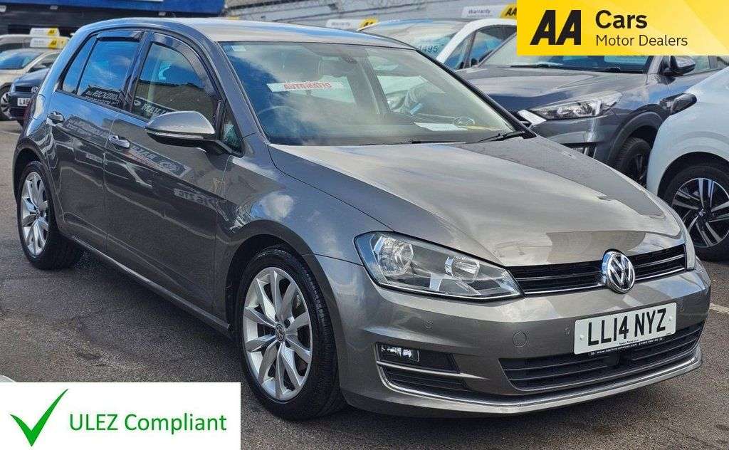 A 2014 VOLKSWAGEN GOLF 1.4 TSI BlueMotion Tech ACT GT Hatchback 5dr Petrol DSG Euro 6 (s/s) (140 p A 2014 VOLKSWAGEN GOLF 1.4 TSI BlueMotion Tech ACT GT Hatchback 5dr Petrol DSG Euro 6 (s/s) (140 p