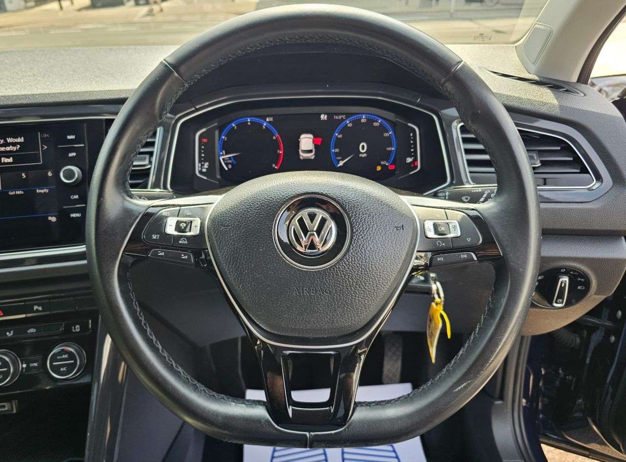 2018 VOLKSWAGEN T-ROC 2018 VOLKSWAGEN T-ROC