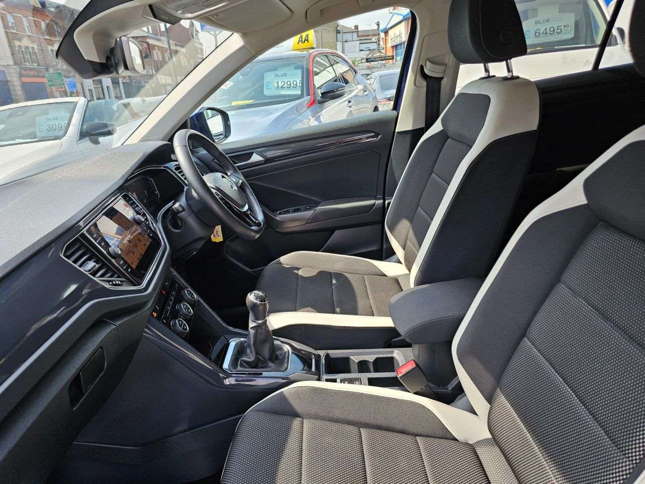 2018 VOLKSWAGEN T-ROC 2018 VOLKSWAGEN T-ROC
