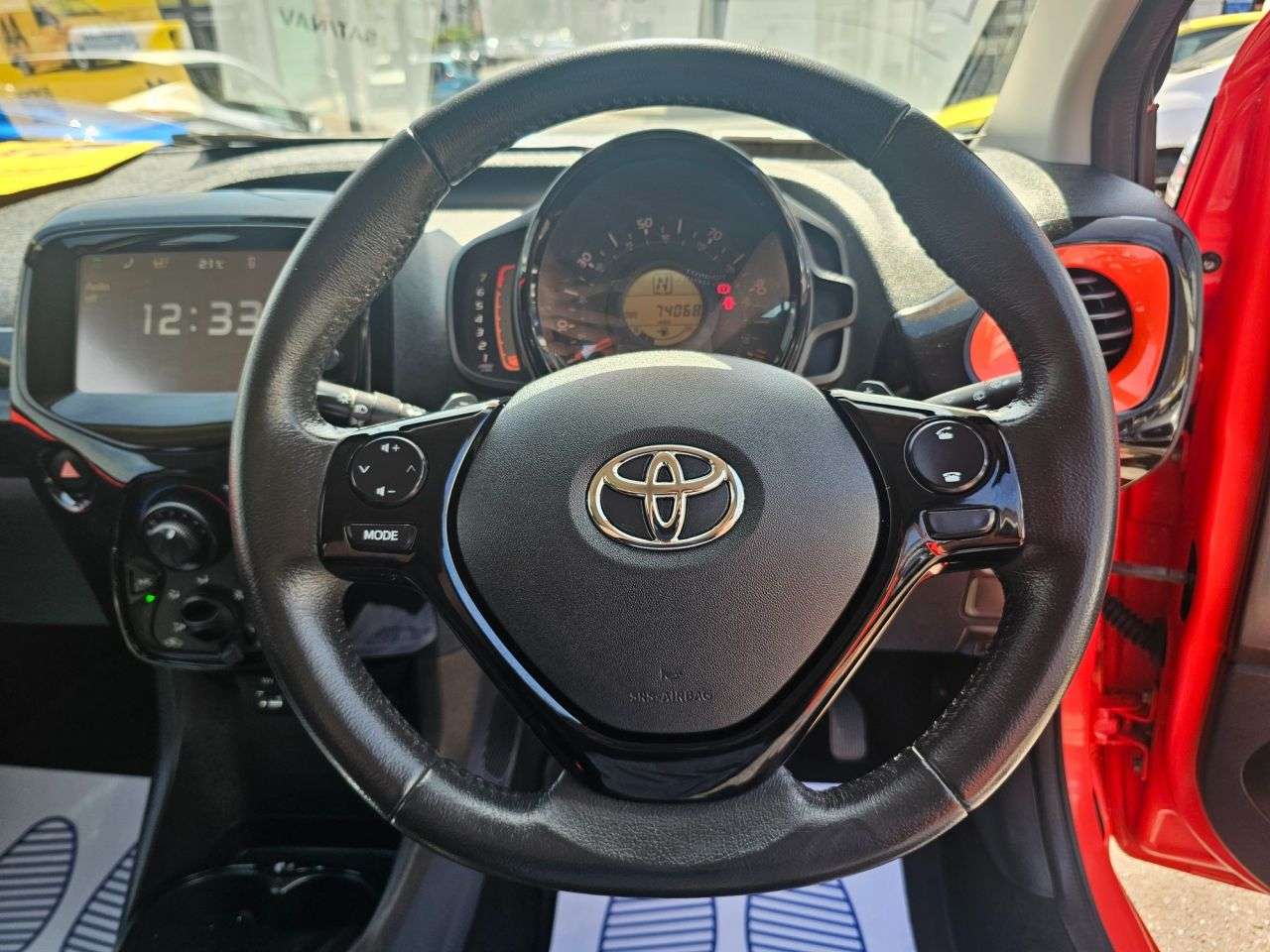 2015 TOYOTA AYGO 2015 TOYOTA AYGO