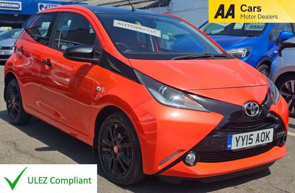 A 2015 TOYOTA AYGO AUTOMATIC 1.0 VVT-i x-cite Hatchback 5dr Petrol x-shift Euro 5 Euro 5 (68 p A 2015 TOYOTA AYGO AUTOMATIC 1.0 VVT-i x-cite Hatchback 5dr Petrol x-shift Euro 5 Euro 5 (68 p