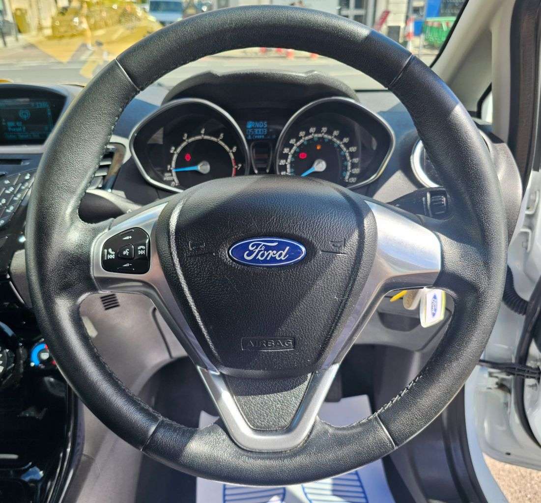 2015 FORD FIESTA 2015 FORD FIESTA