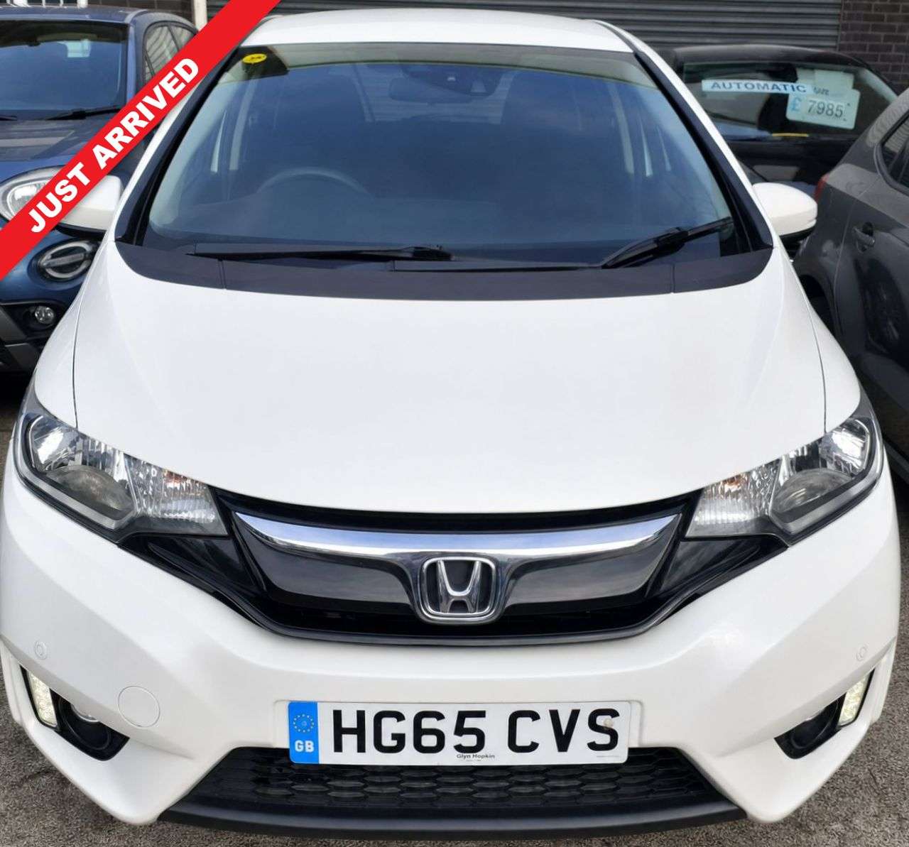 A 2015 HONDA JAZZ AUTOMATIC 1.3 i-VTEC SE Hatchback 5dr Petrol CVT Euro 6 (s/s) (102 ps) FULL A 2015 HONDA JAZZ AUTOMATIC 1.3 i-VTEC SE Hatchback 5dr Petrol CVT Euro 6 (s/s) (102 ps) FULL