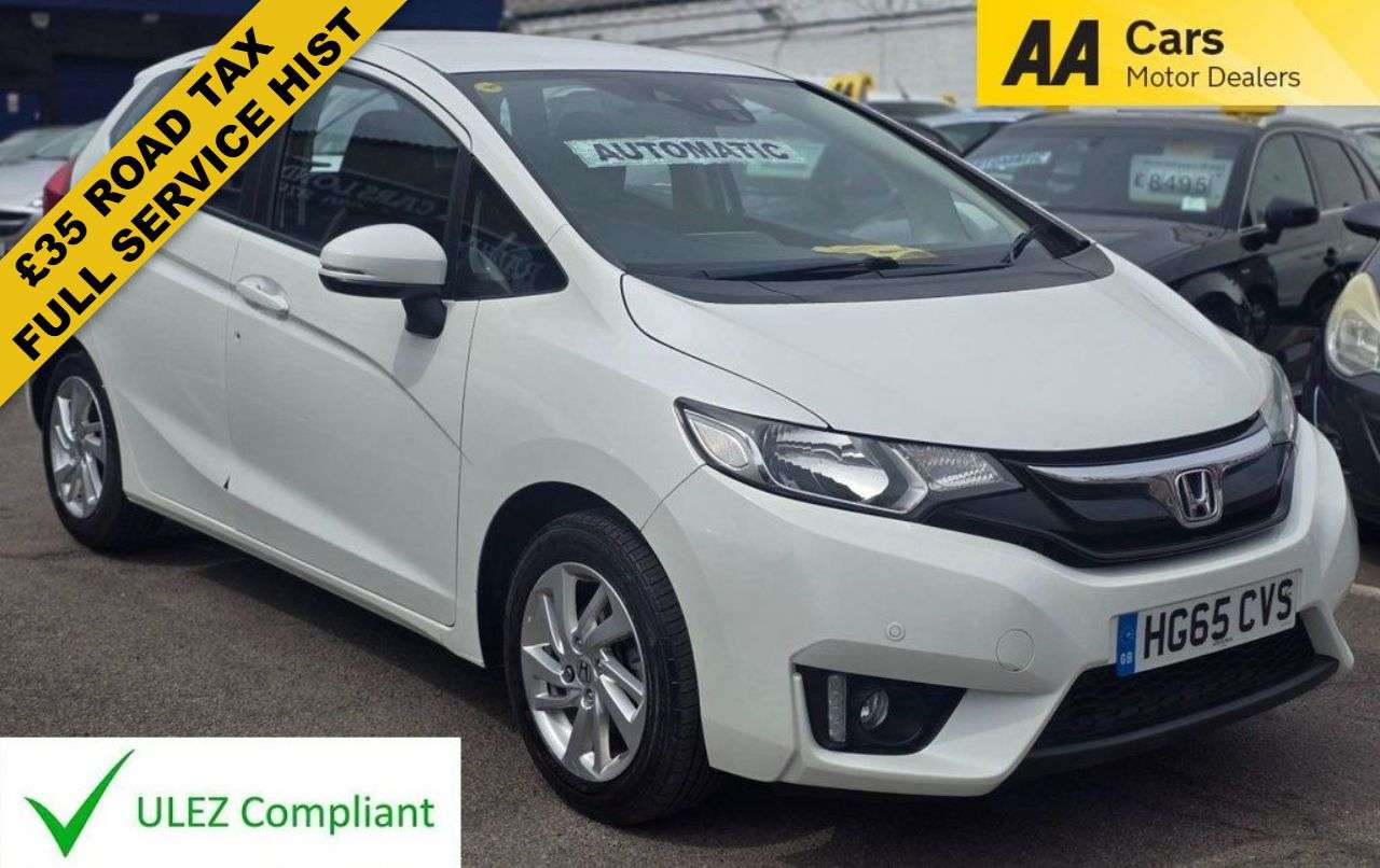 A 2015 HONDA JAZZ AUTOMATIC 1.3 i-VTEC SE Hatchback 5dr Petrol CVT Euro 6 (s/s) (102 ps) FULL A 2015 HONDA JAZZ AUTOMATIC 1.3 i-VTEC SE Hatchback 5dr Petrol CVT Euro 6 (s/s) (102 ps) FULL