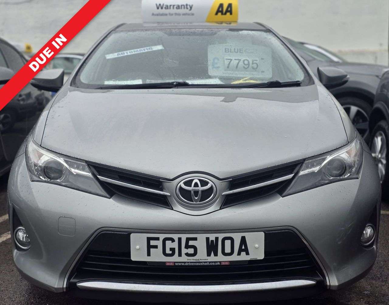 A 2015 TOYOTA AURIS AUTOMATIC 1.6 V-Matic Icon Plus Hatchback 5dr Petrol Multidrive S Euro 5 (1 A 2015 TOYOTA AURIS AUTOMATIC 1.6 V-Matic Icon Plus Hatchback 5dr Petrol Multidrive S Euro 5 (1