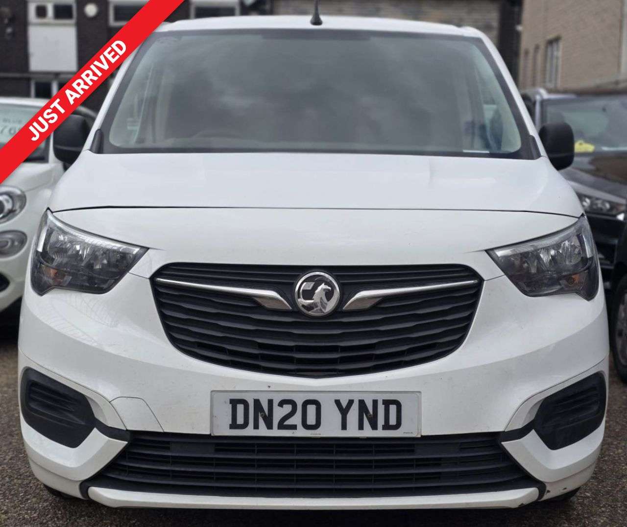 A 2020 VAUXHALL COMBO 1.6 Turbo D 2300 Sportive Panel Van 4dr Diesel Manual L1 H1 Euro 6 (s/s) (1 A 2020 VAUXHALL COMBO 1.6 Turbo D 2300 Sportive Panel Van 4dr Diesel Manual L1 H1 Euro 6 (s/s) (1