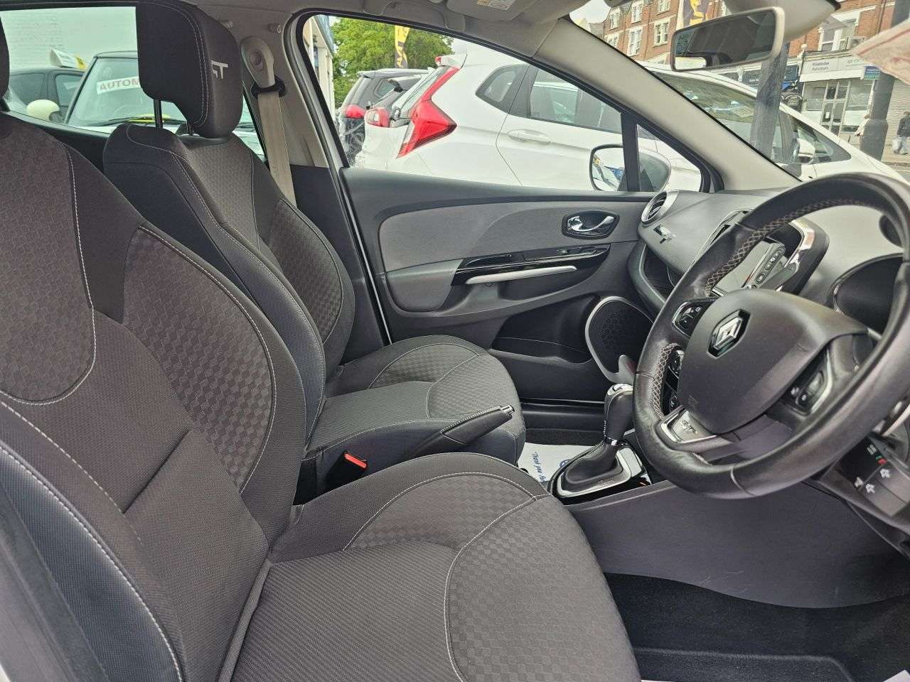 2014 RENAULT CLIO 2014 RENAULT CLIO