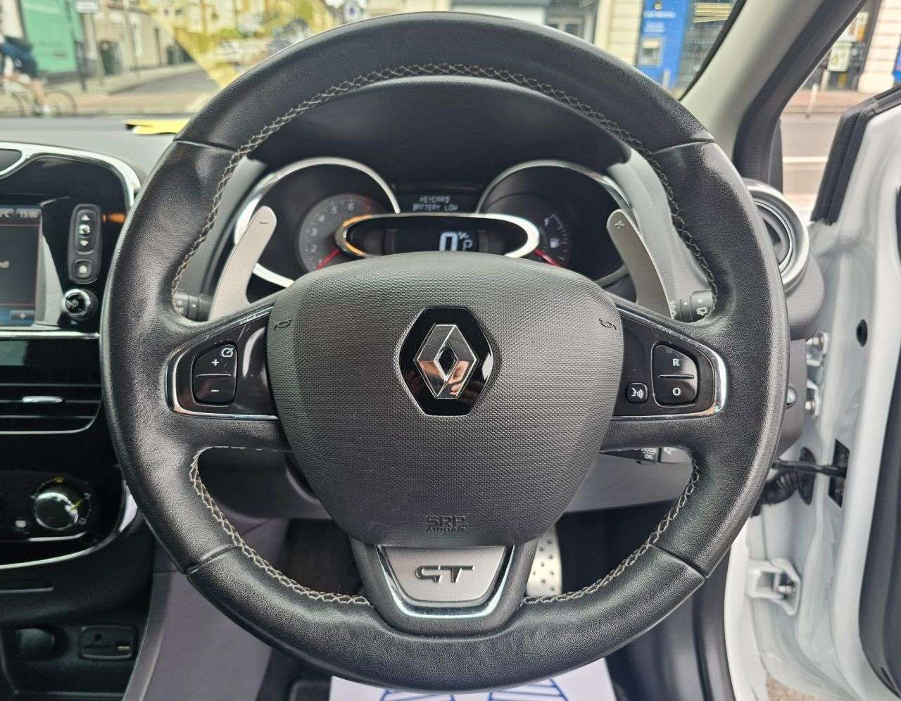 2014 RENAULT CLIO 2014 RENAULT CLIO