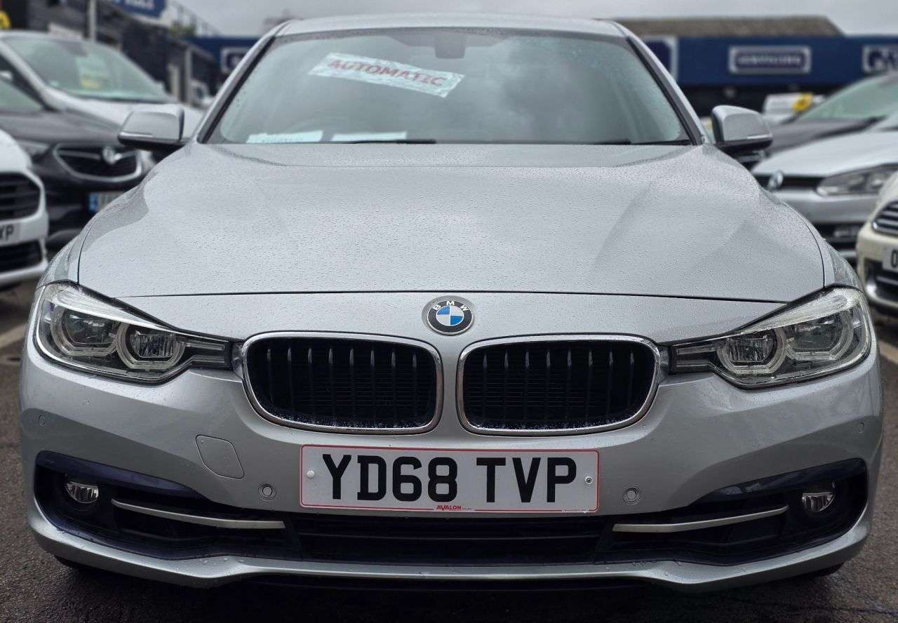 A 2018 BMW 3 SERIES 1.5 318i Sport Saloon 4dr Petrol Auto Euro 6 (s/s) (136 ps) FRONT/REAR SENS A 2018 BMW 3 SERIES 1.5 318i Sport Saloon 4dr Petrol Auto Euro 6 (s/s) (136 ps) FRONT/REAR SENS