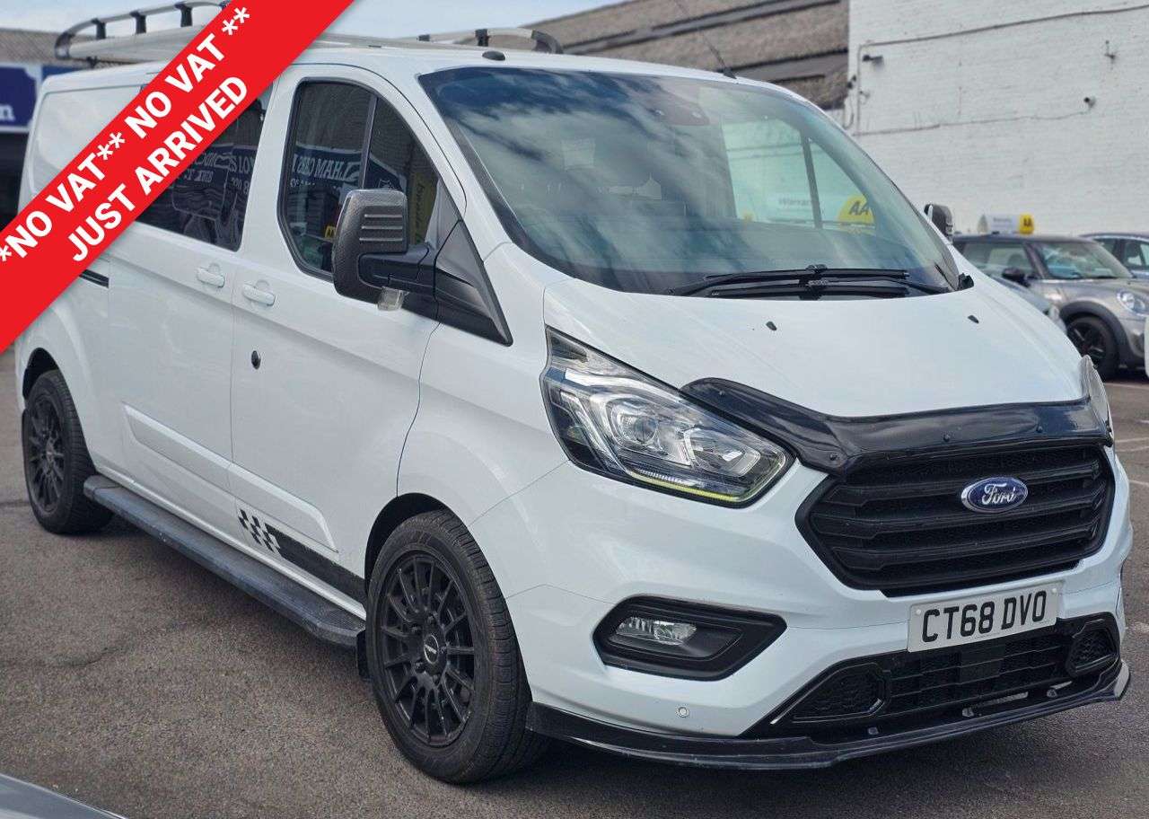 A 2019 FORD TRANSIT CUSTOM AUTOMATIC 2.0 320 EcoBlue Limited Crew Van Double Cab 5dr Diesel Auto L2 H1 A 2019 FORD TRANSIT CUSTOM AUTOMATIC 2.0 320 EcoBlue Limited Crew Van Double Cab 5dr Diesel Auto L2 H1