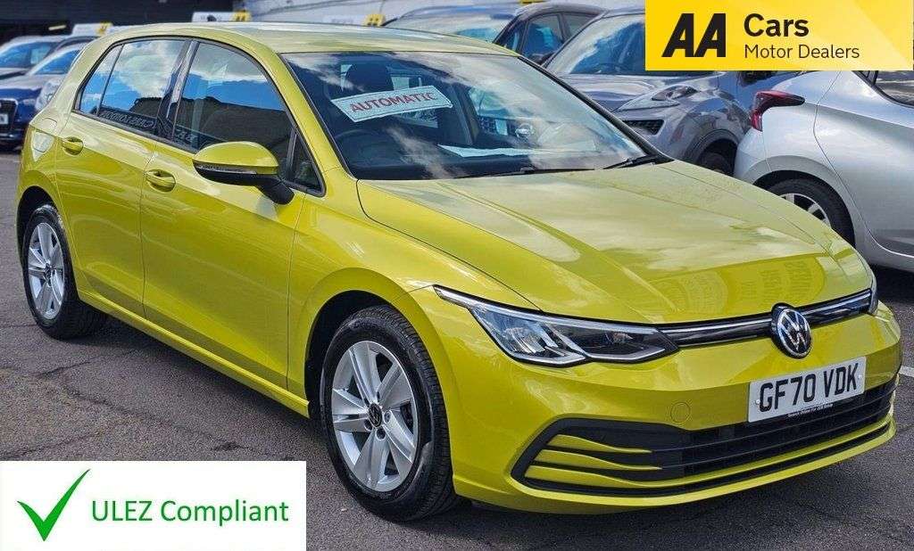 A 2020 VOLKSWAGEN GOLF 1.5 eTSI MHEV Life Hatchback 5dr Petrol Hybrid DSG Euro 6 (s/s) (150 ps) ON A 2020 VOLKSWAGEN GOLF 1.5 eTSI MHEV Life Hatchback 5dr Petrol Hybrid DSG Euro 6 (s/s) (150 ps) ON