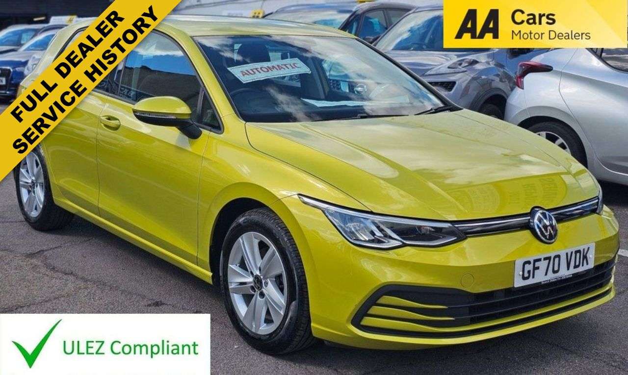 A 2020 VOLKSWAGEN GOLF 1.5 eTSI MHEV Life Hatchback 5dr Petrol Hybrid DSG Euro 6 (s/s) (150 ps) ON A 2020 VOLKSWAGEN GOLF 1.5 eTSI MHEV Life Hatchback 5dr Petrol Hybrid DSG Euro 6 (s/s) (150 ps) ON