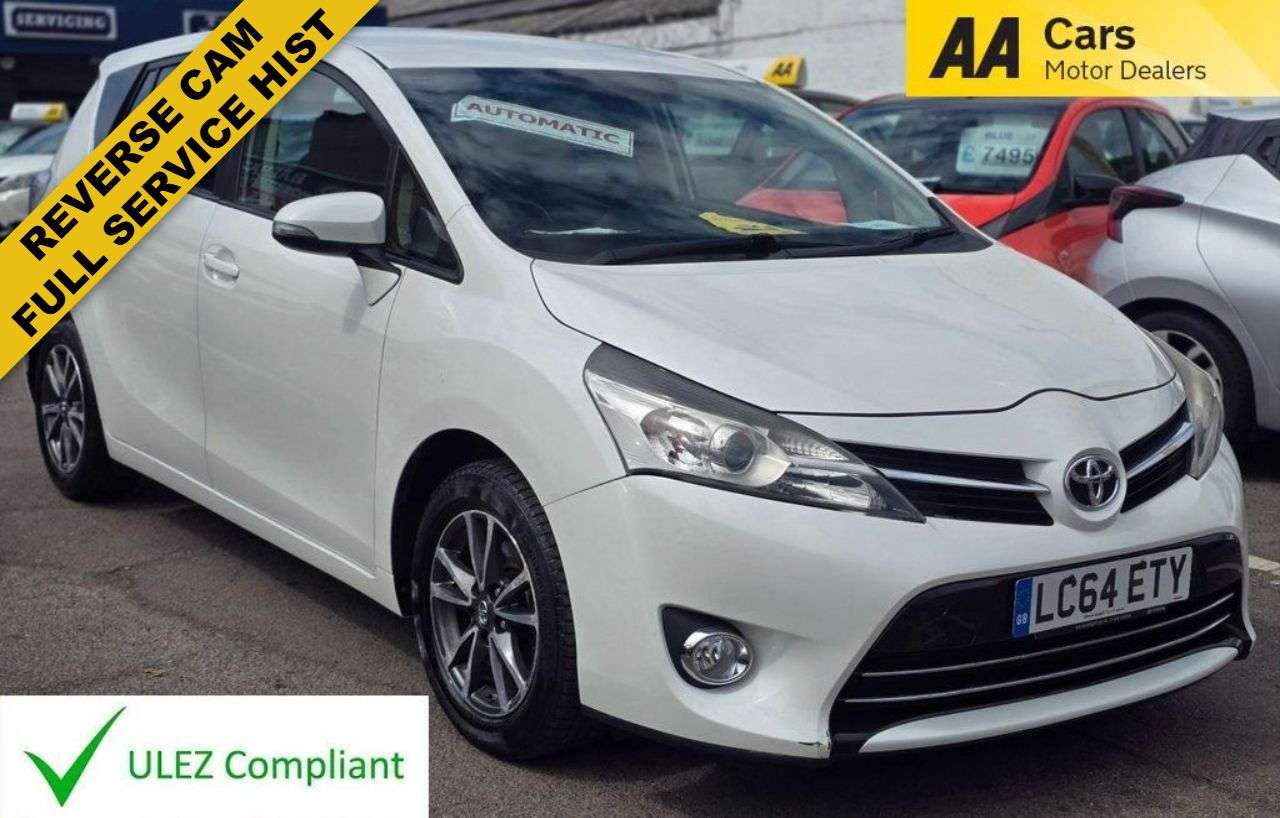 A 2014 TOYOTA VERSO 1.8 AUTOMATIC V-Matic Icon MPV 5dr Petrol Multidrive S Euro 5 Euro 5 (147 p A 2014 TOYOTA VERSO 1.8 AUTOMATIC V-Matic Icon MPV 5dr Petrol Multidrive S Euro 5 Euro 5 (147 p