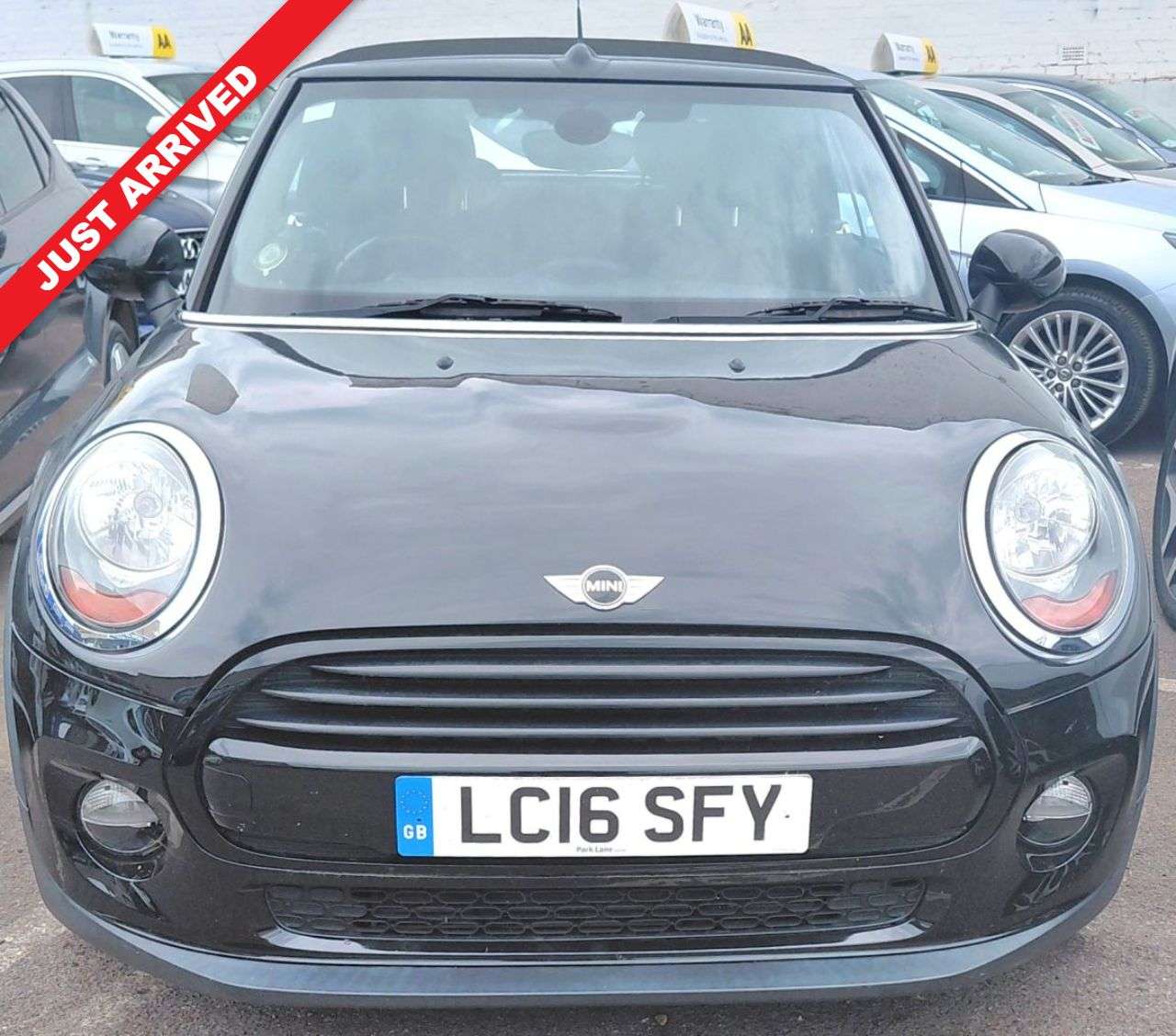 A 2016 MINI CONVERTIBLE AUTOMATIC 1.5 Cooper Convertible 2dr Petrol Auto Euro 6 (s/s) (136 ps) PARK A 2016 MINI CONVERTIBLE AUTOMATIC 1.5 Cooper Convertible 2dr Petrol Auto Euro 6 (s/s) (136 ps) PARK