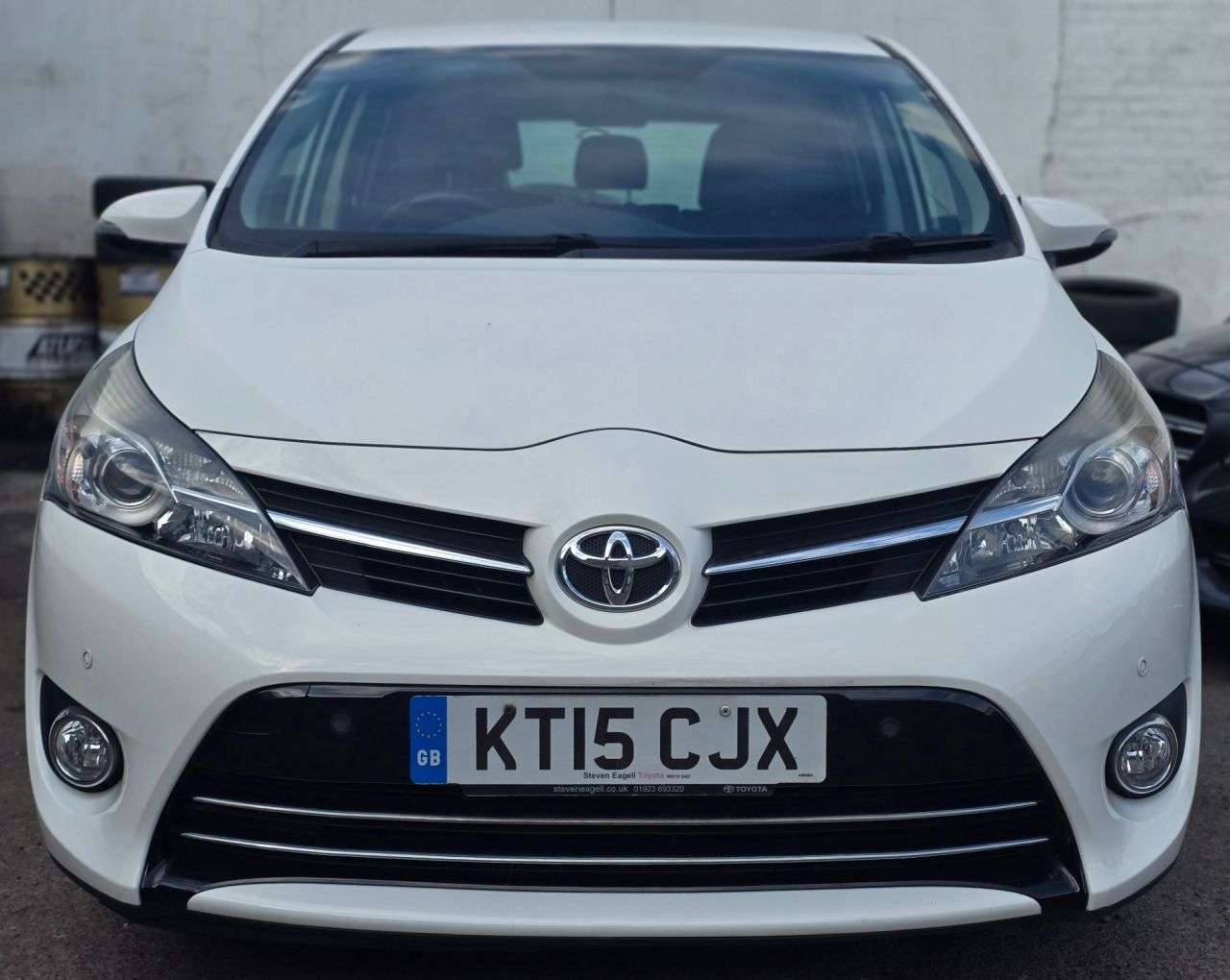 A 2015 TOYOTA VERSO 7 SEATER AUTOMATIC 1.8 V-Matic Trend MPV 5dr Petrol Multidrive S Euro 6 (14 A 2015 TOYOTA VERSO 7 SEATER AUTOMATIC 1.8 V-Matic Trend MPV 5dr Petrol Multidrive S Euro 6 (14