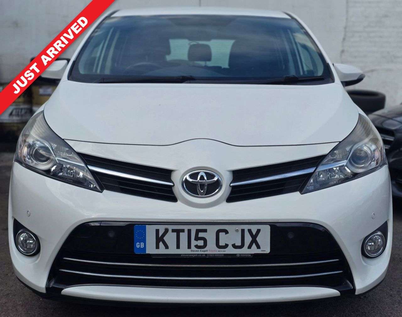 A 2015 TOYOTA VERSO 7 SEATER AUTOMATIC 1.8 V-Matic Trend MPV 5dr Petrol Multidrive S Euro 6 (14 A 2015 TOYOTA VERSO 7 SEATER AUTOMATIC 1.8 V-Matic Trend MPV 5dr Petrol Multidrive S Euro 6 (14
