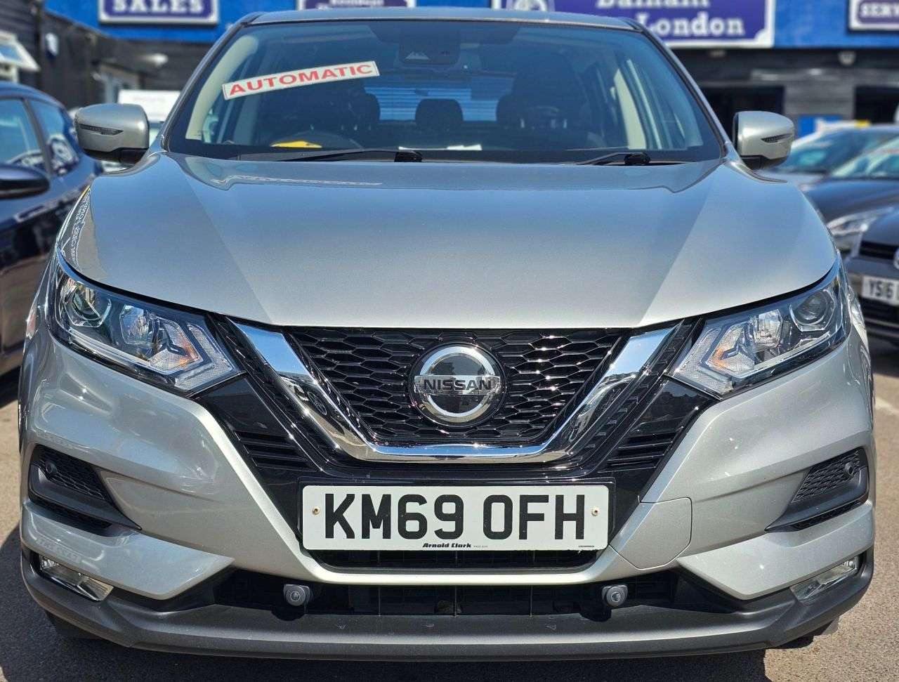A 2020 NISSAN QASHQAI AUTOMATIC 1.3 DIG-T Acenta Premium SUV 5dr Petrol DCT Auto Euro 6 (s/s) (16 A 2020 NISSAN QASHQAI AUTOMATIC 1.3 DIG-T Acenta Premium SUV 5dr Petrol DCT Auto Euro 6 (s/s) (16