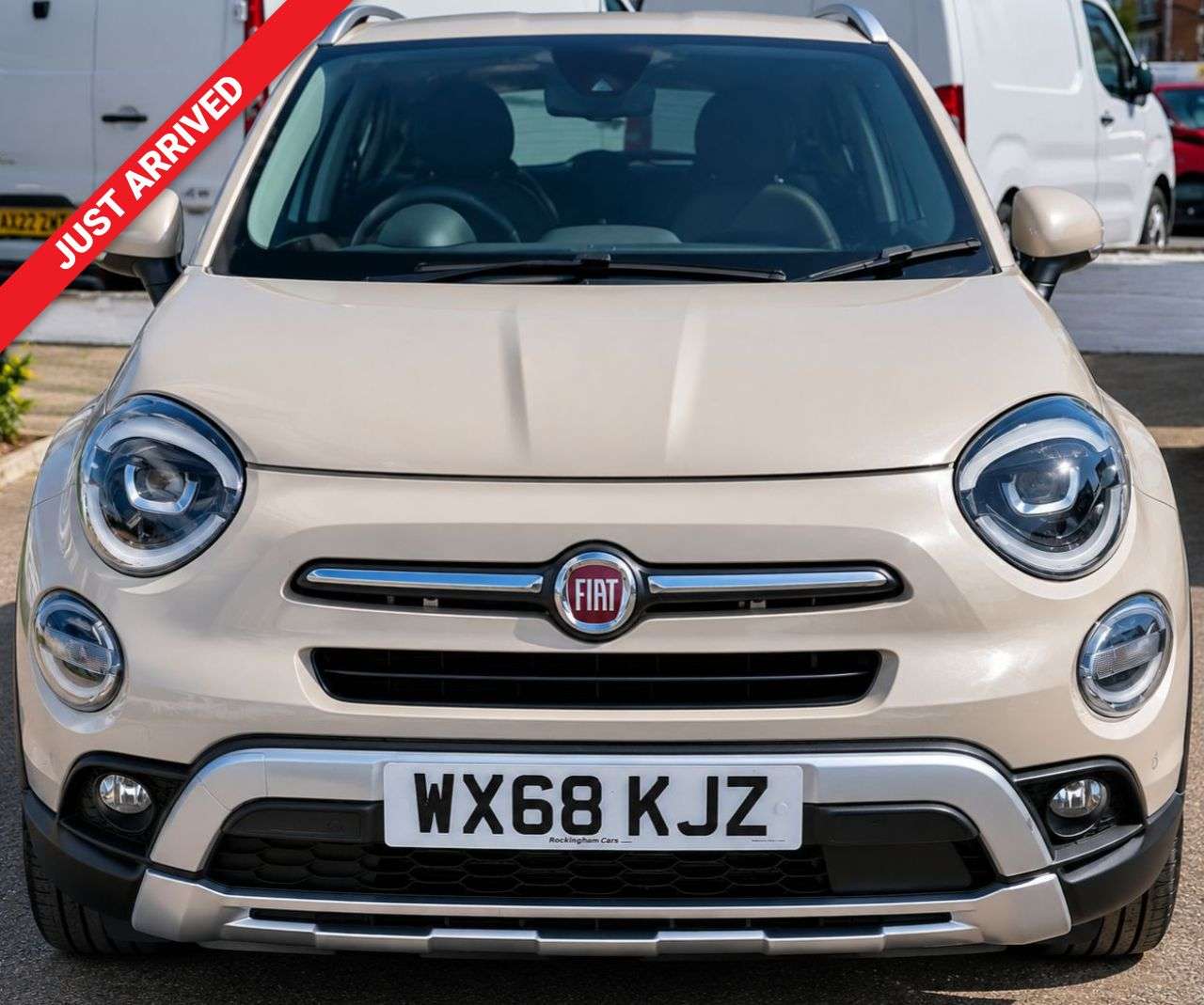 A 2018 FIAT 500X AUTOMATIC 1.3L 5d AUTO 148 BHP HALF LEATHER,REVERSE CAM A 2018 FIAT 500X AUTOMATIC 1.3L 5d AUTO 148 BHP HALF LEATHER,REVERSE CAM