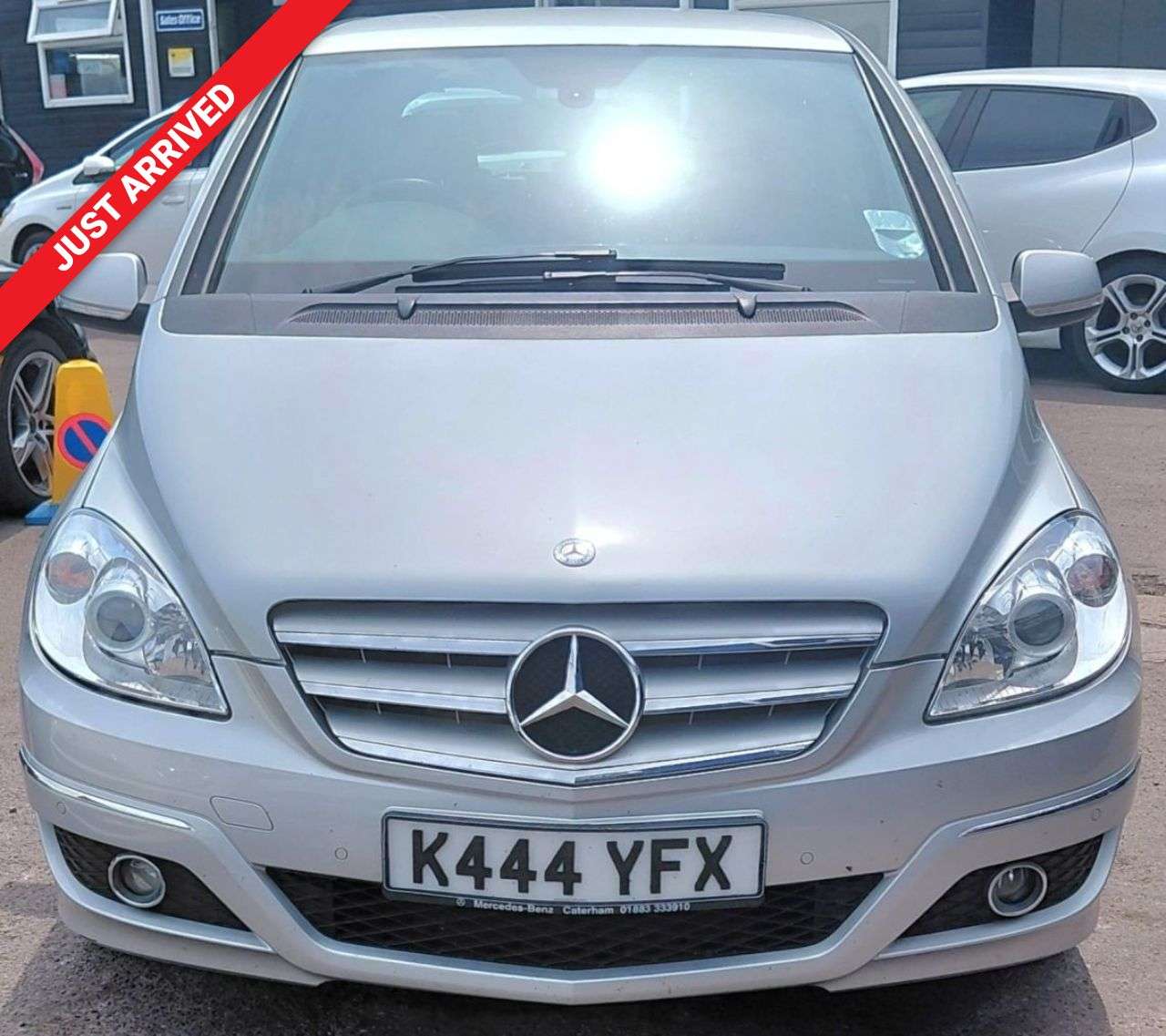 A 2011 MERCEDES-BENZ B-CLASS 1.5 B160 SE MPV 5dr Petrol CVT (168 g/km, 95 bhp) FRONT/REAR SENSORS A 2011 MERCEDES-BENZ B-CLASS 1.5 B160 SE MPV 5dr Petrol CVT (168 g/km, 95 bhp) FRONT/REAR SENSORS