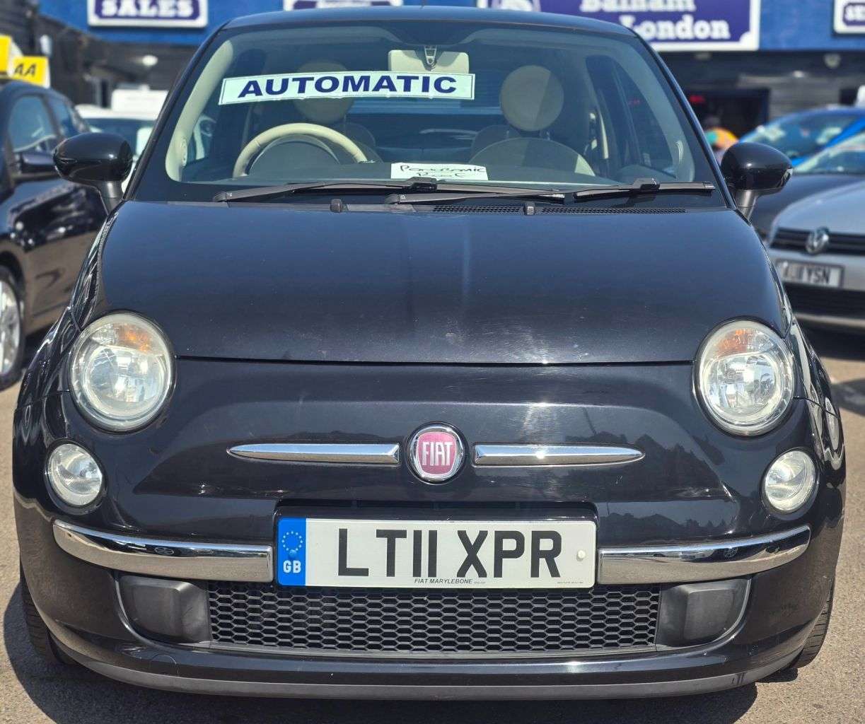 A 2011 FIAT 500 AUTOMATIC 0.9 TwinAir Lounge Hatchback 3dr Petrol Dualogic Euro 5 (s/s) (85 A 2011 FIAT 500 AUTOMATIC 0.9 TwinAir Lounge Hatchback 3dr Petrol Dualogic Euro 5 (s/s) (85