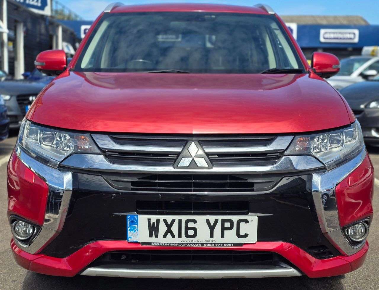 A 2016 MITSUBISHI OUTLANDER AUTOMATIC 2.0h 12kWh GX4h SUV 5dr Petrol Plug-in Hybrid CVT 4WD Euro 6 (s/s A 2016 MITSUBISHI OUTLANDER AUTOMATIC 2.0h 12kWh GX4h SUV 5dr Petrol Plug-in Hybrid CVT 4WD Euro 6 (s/s