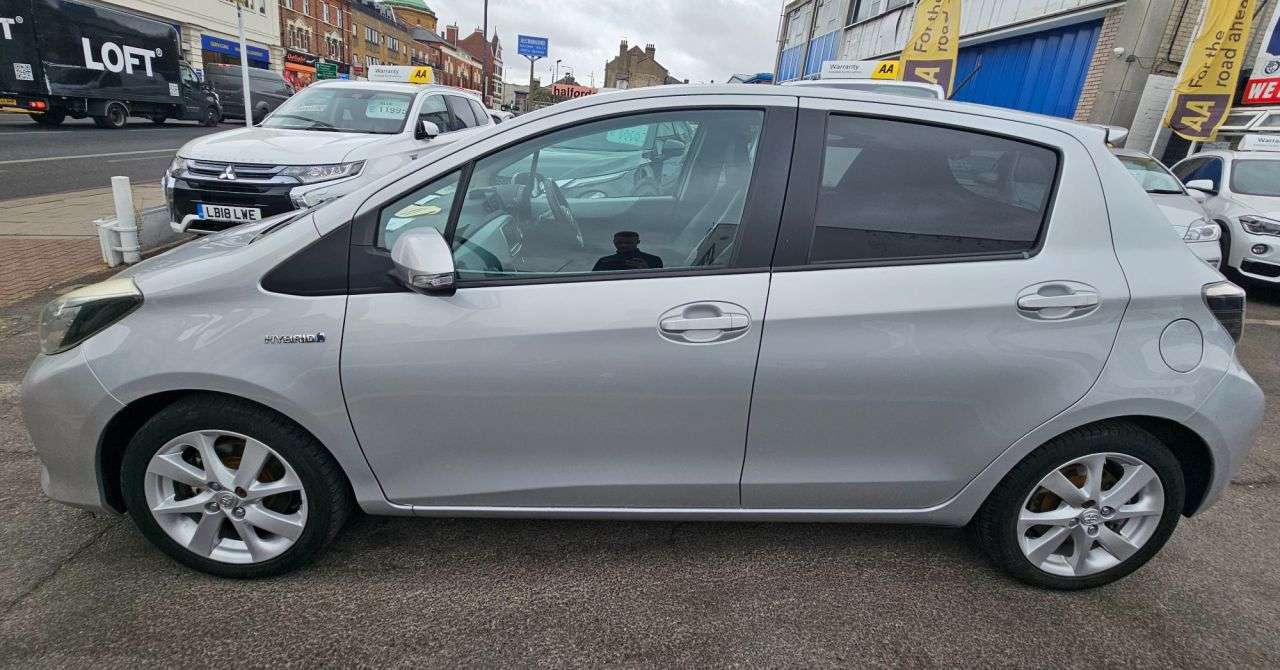 2013 TOYOTA YARIS 2013 TOYOTA YARIS