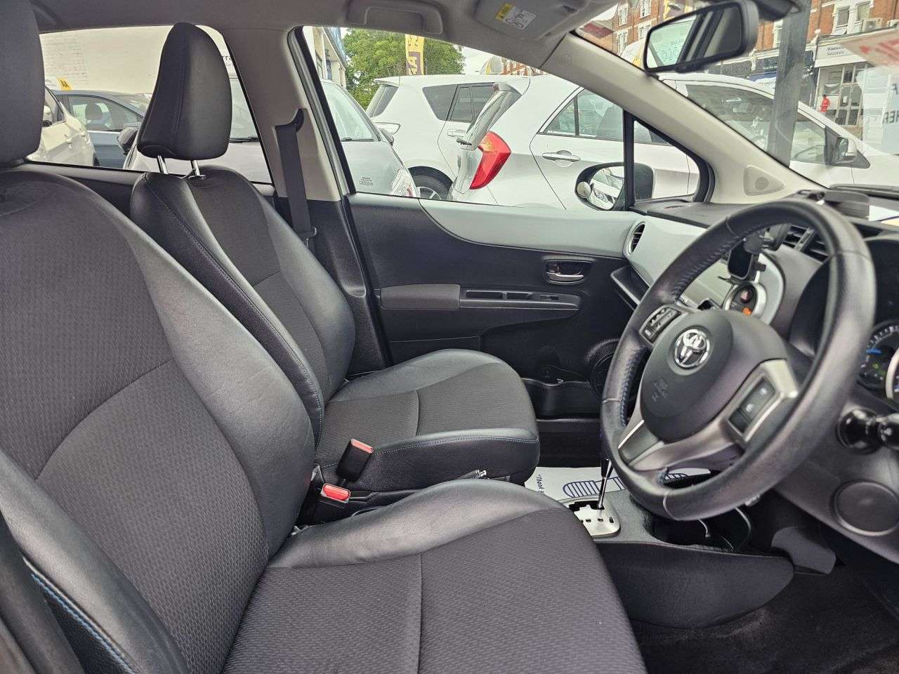 2013 TOYOTA YARIS 2013 TOYOTA YARIS