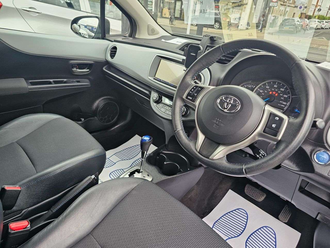2013 TOYOTA YARIS 2013 TOYOTA YARIS