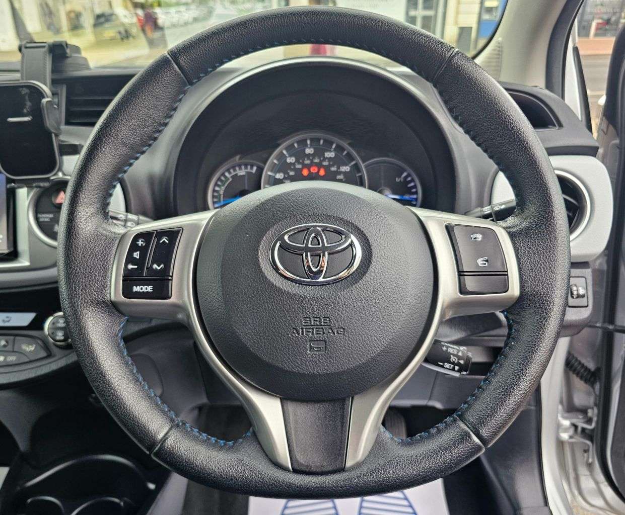 2013 TOYOTA YARIS 2013 TOYOTA YARIS