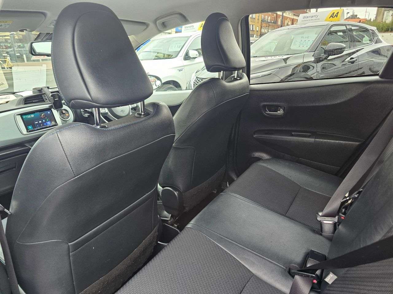 2013 TOYOTA YARIS 2013 TOYOTA YARIS