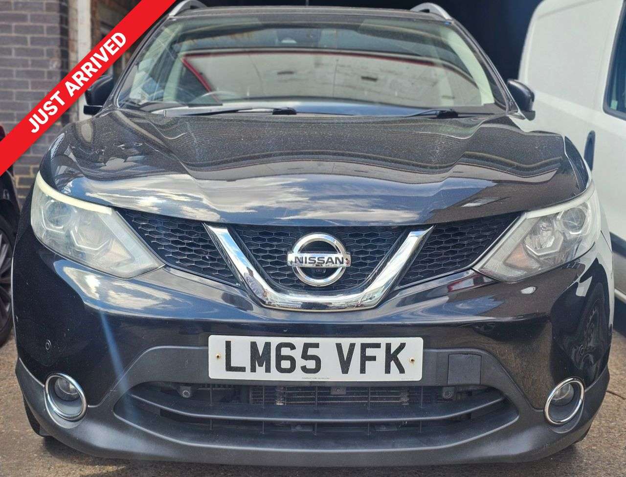 A 2016 NISSAN QASHQAI AUTOMATIC 1.2 DIG-T Tekna SUV 5dr Petrol XTRON 2WD Euro 6 (s/s) (115 ps) 36 A 2016 NISSAN QASHQAI AUTOMATIC 1.2 DIG-T Tekna SUV 5dr Petrol XTRON 2WD Euro 6 (s/s) (115 ps) 36