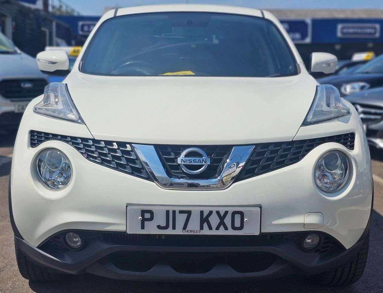 A 2017 NISSAN JUKE 1.2 DIG-T Acenta SUV 5dr Petrol Manual Euro 6 (s/s) (115 ps) CRUISE CONTROL A 2017 NISSAN JUKE 1.2 DIG-T Acenta SUV 5dr Petrol Manual Euro 6 (s/s) (115 ps) CRUISE CONTROL