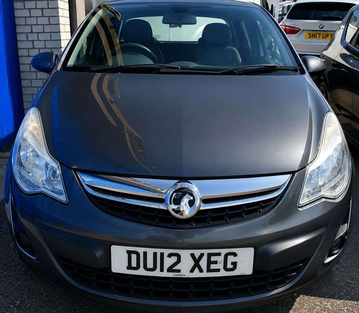 A 2012 VAUXHALL CORSA 1.4 16V SE Hatchback 5dr Petrol Manual Wide Ratio Euro 5 (100 ps) FULL SERV A 2012 VAUXHALL CORSA 1.4 16V SE Hatchback 5dr Petrol Manual Wide Ratio Euro 5 (100 ps) FULL SERV