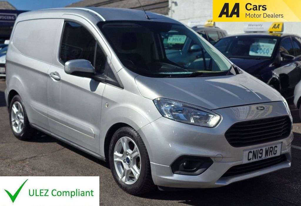 A 2019 FORD TRANSIT COURIER 1.5 TDCi Limited Panel Van 5dr Diesel Manual L1 Euro 6 (100 ps) APPLE CAR P A 2019 FORD TRANSIT COURIER 1.5 TDCi Limited Panel Van 5dr Diesel Manual L1 Euro 6 (100 ps) APPLE CAR P