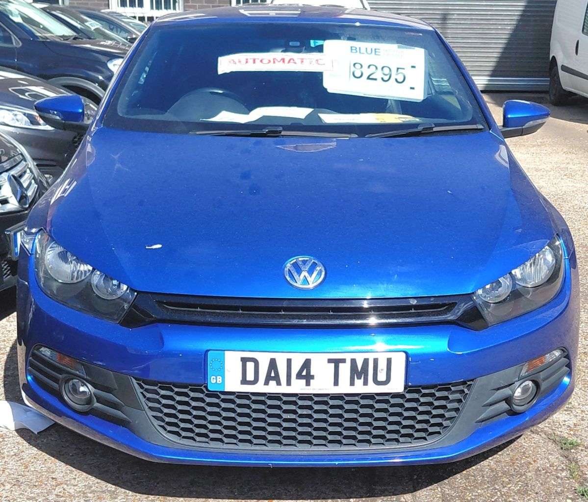 A 2014 VOLKSWAGEN SCIROCCO 2.0 AUTOMATIC TSI GT Hatchback 3dr Petrol DSG Euro 5 (Leather, Nav) (210 ps A 2014 VOLKSWAGEN SCIROCCO 2.0 AUTOMATIC TSI GT Hatchback 3dr Petrol DSG Euro 5 (Leather, Nav) (210 ps