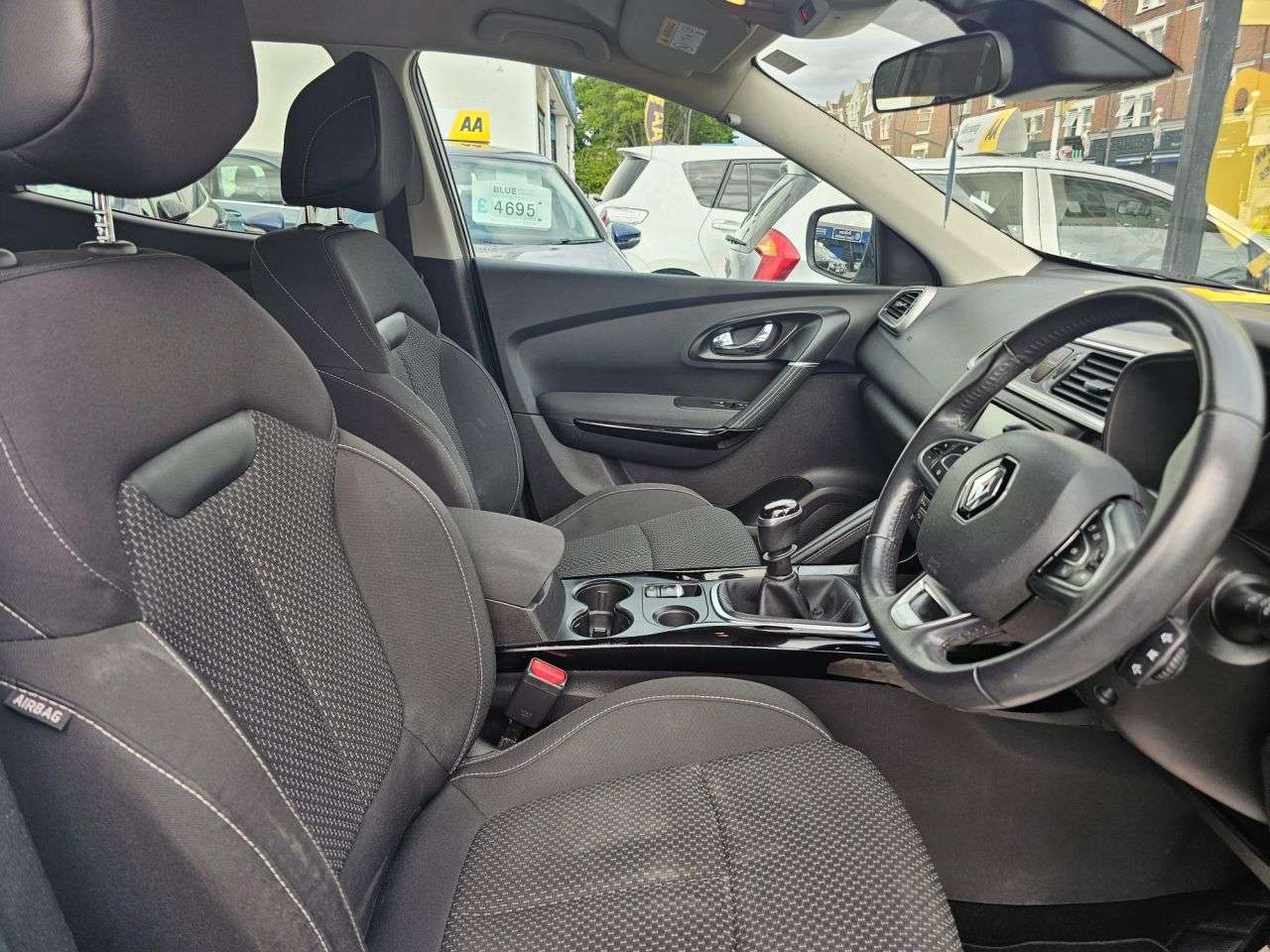 2017 RENAULT KADJAR 2017 RENAULT KADJAR