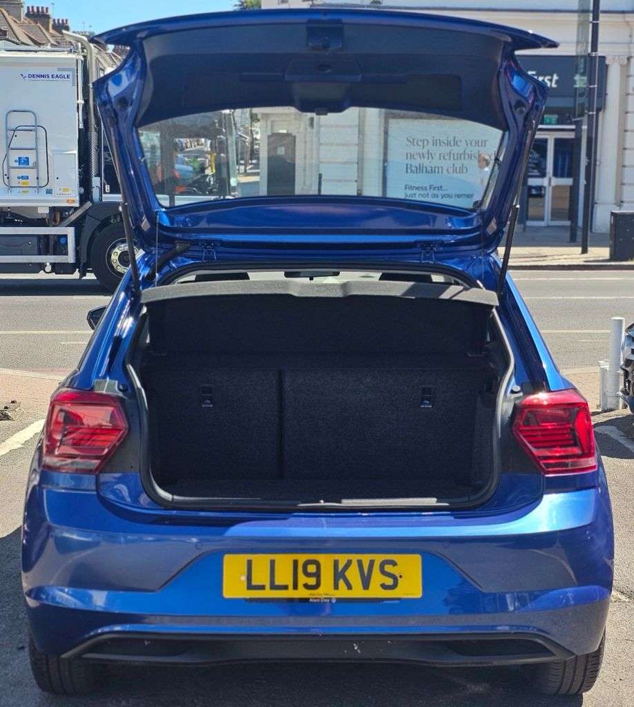 2019 VOLKSWAGEN POLO 2019 VOLKSWAGEN POLO