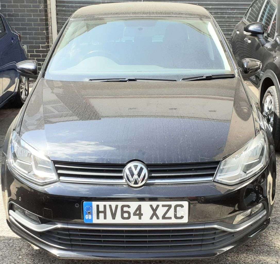 A 2014 VOLKSWAGEN POLO 1.2 TSI BlueMotion Tech SEL Hatchback 5dr Petrol Manual Euro 6 (s/s) (110 p A 2014 VOLKSWAGEN POLO 1.2 TSI BlueMotion Tech SEL Hatchback 5dr Petrol Manual Euro 6 (s/s) (110 p