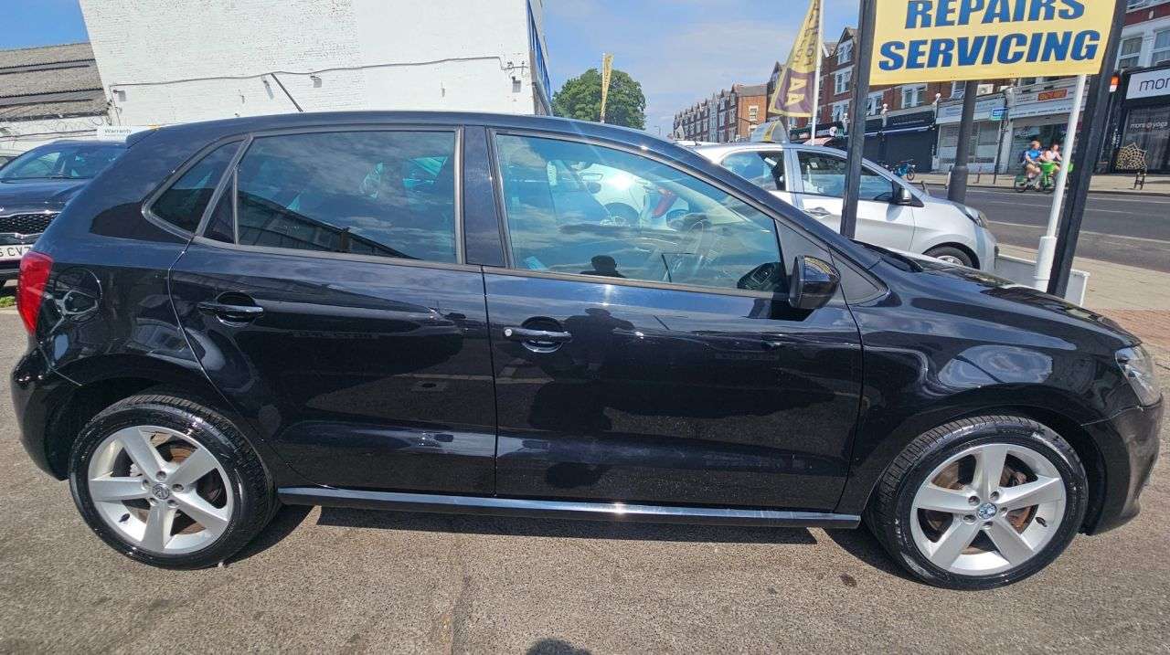 2014 VOLKSWAGEN POLO 2014 VOLKSWAGEN POLO
