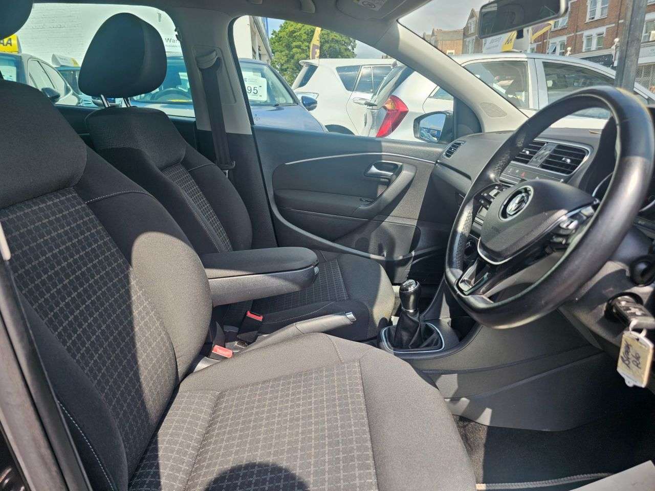 2014 VOLKSWAGEN POLO 2014 VOLKSWAGEN POLO