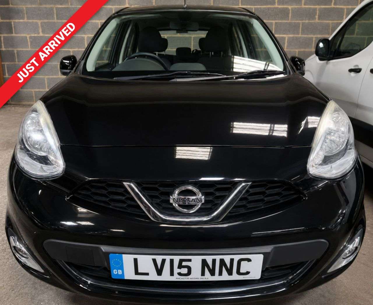 A 2015 NISSAN MICRA AUTOMATIC 1.2 DIG-S Tekna Hatchback 5dr Petrol CVT Euro 5 (s/s) (98 ps) CRU A 2015 NISSAN MICRA AUTOMATIC 1.2 DIG-S Tekna Hatchback 5dr Petrol CVT Euro 5 (s/s) (98 ps) CRU