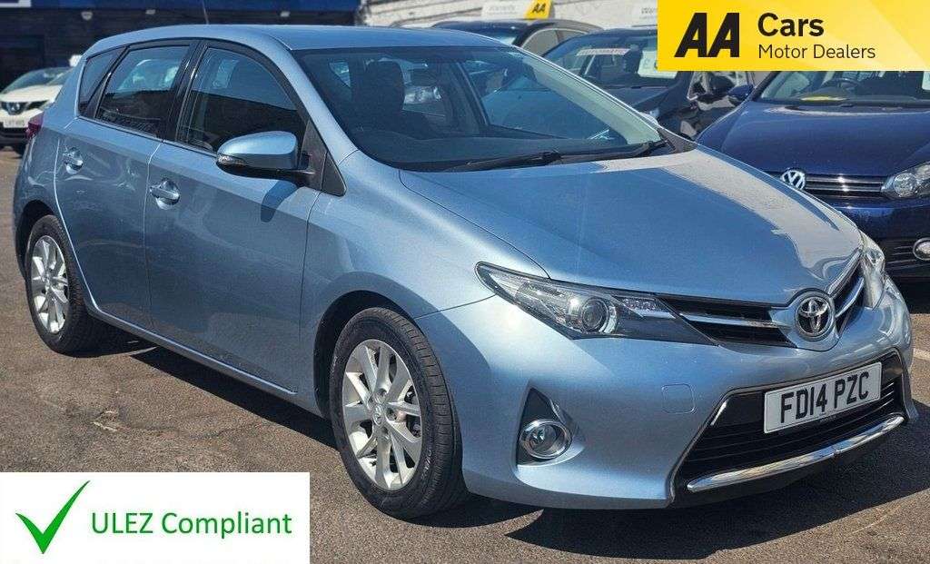 A 2014 TOYOTA AURIS AUTOMATIC 1.6 V-Matic Icon Hatchback 5dr Petrol Multidrive S Euro 5 (132 ps A 2014 TOYOTA AURIS AUTOMATIC 1.6 V-Matic Icon Hatchback 5dr Petrol Multidrive S Euro 5 (132 ps