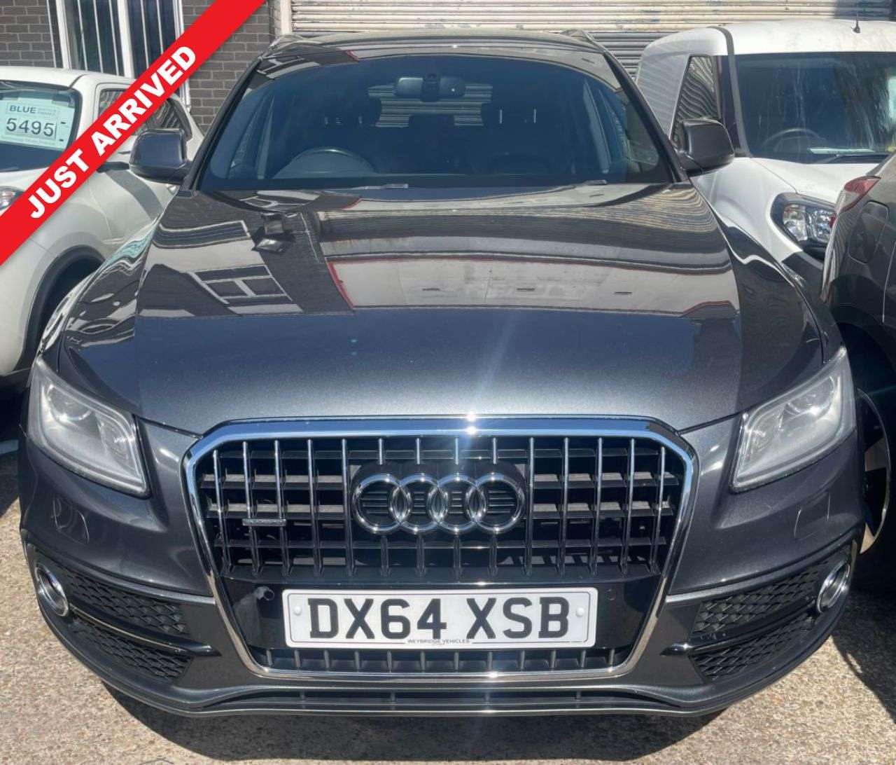A 2014 AUDI Q5 2.0 TFSI S line Plus SUV 5dr Petrol Tiptronic quattro Euro 6 (s/s) (230 ps) A 2014 AUDI Q5 2.0 TFSI S line Plus SUV 5dr Petrol Tiptronic quattro Euro 6 (s/s) (230 ps)